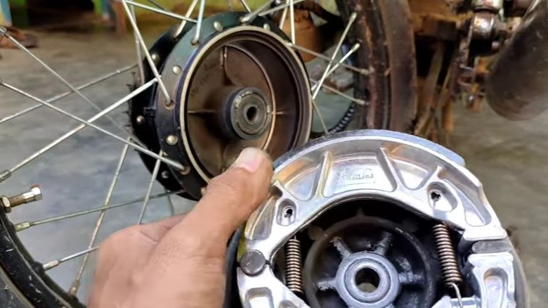 bagian-bagian rem motor